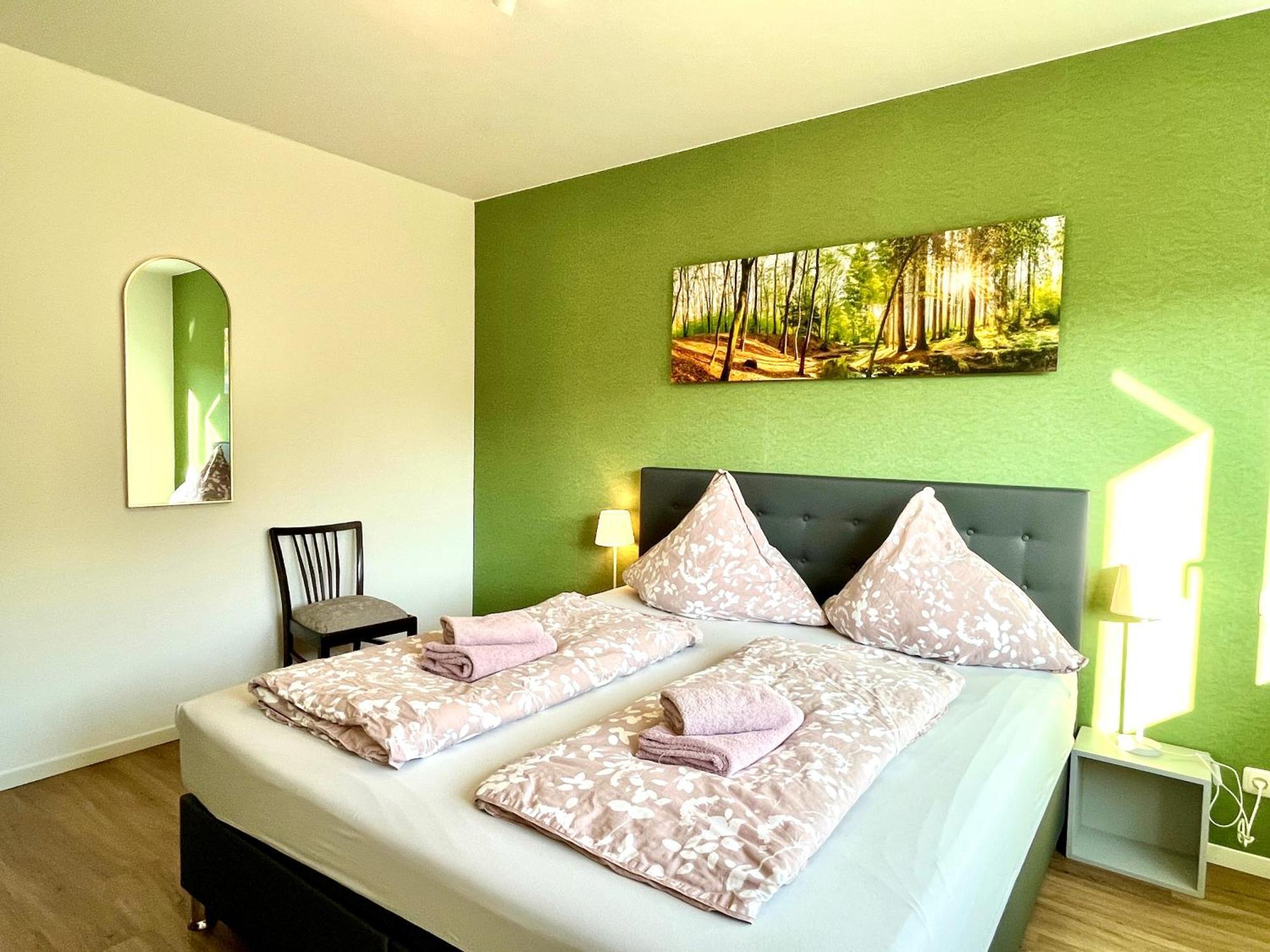 Apartment Moseltraum, 1-6 Pers, Mit 3 Schlafzimmer Und Panoramabalkon Müden
