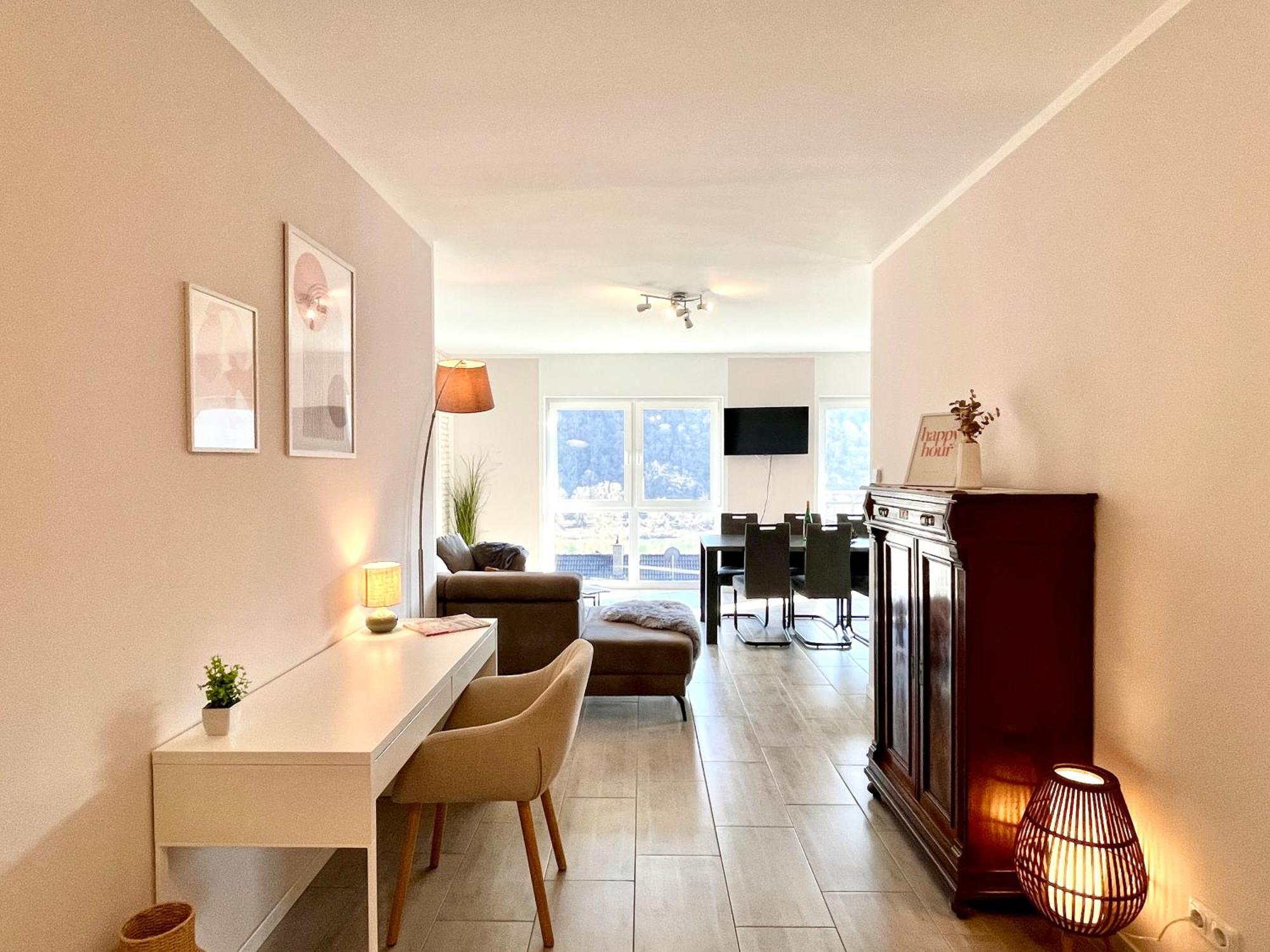 Moseltraum, 1-6 Pers, Mit 3 Schlafzimmer Und Panoramabalkon * Mueden