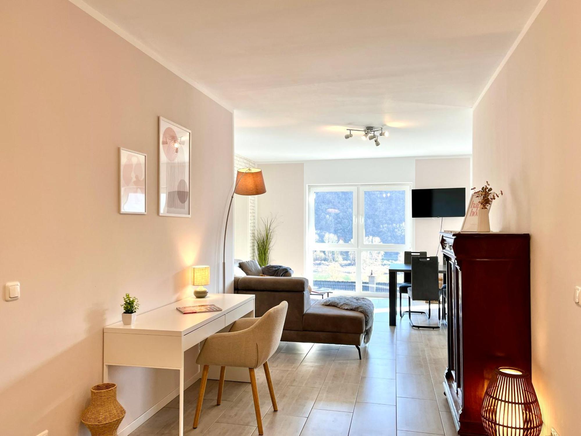 Moseltraum, 1-6 Pers, Mit 3 Schlafzimmer Und Panoramabalkon Apartment Mueden