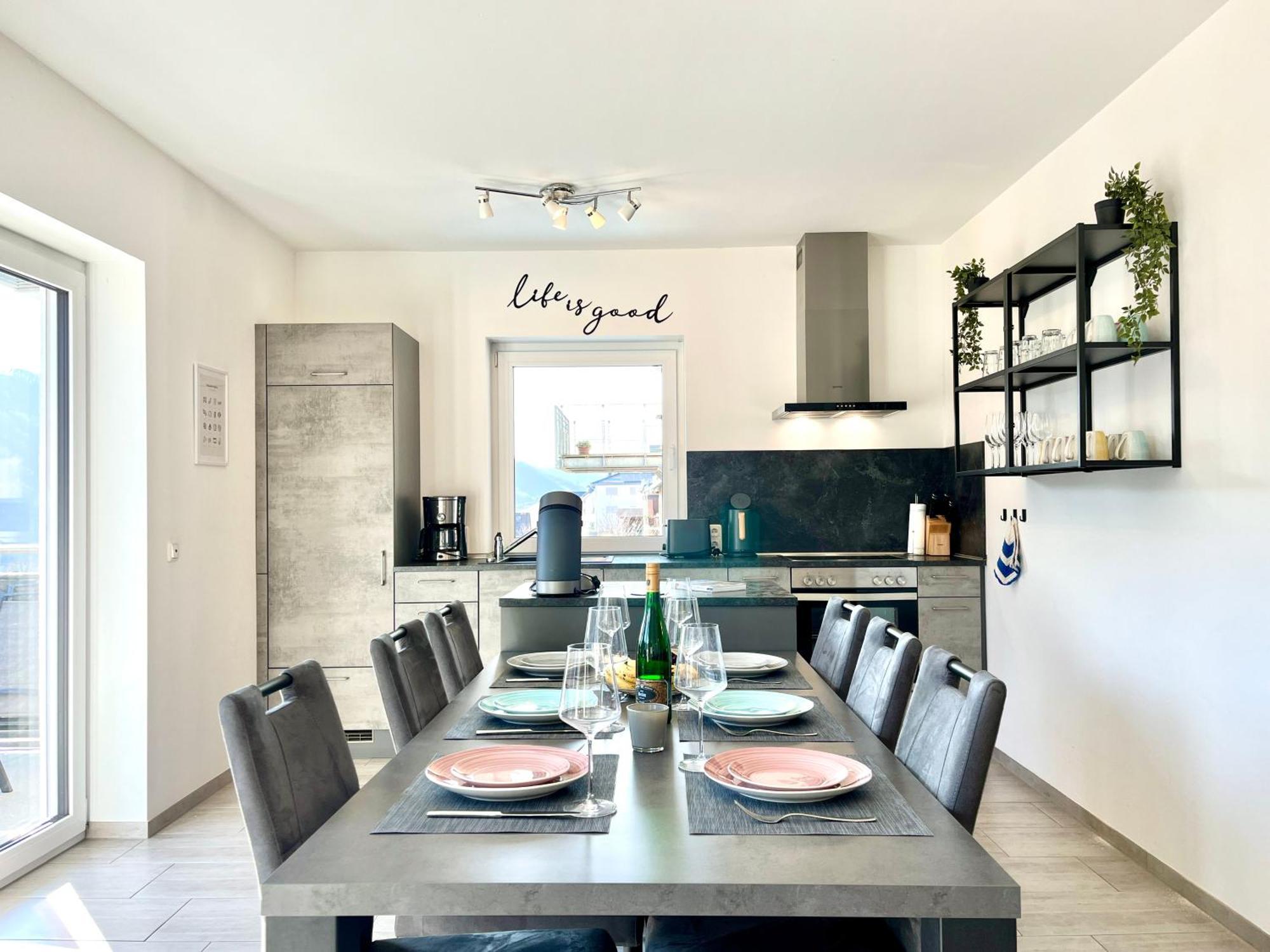 Moseltraum, 1-6 Pers, Mit 3 Schlafzimmer Und Panoramabalkon Apartment *